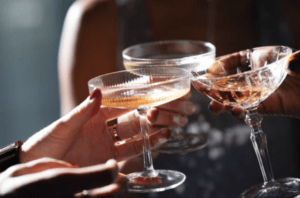 evitar el consumo de alcohol