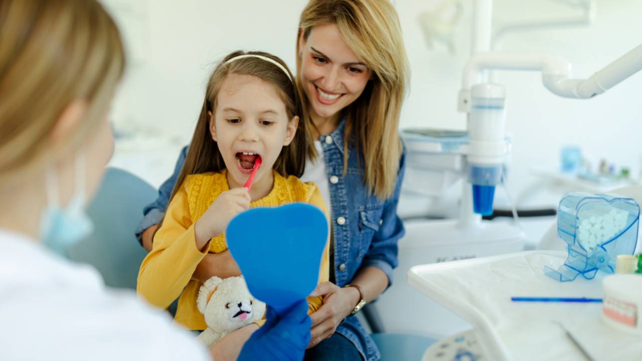 El rol de los padres ante una consulta de odontopediatría 